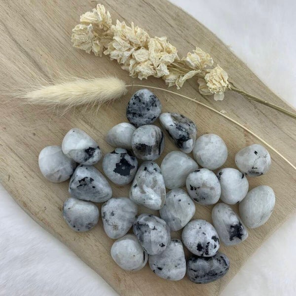 Maansteen regenboog knuffelsteen