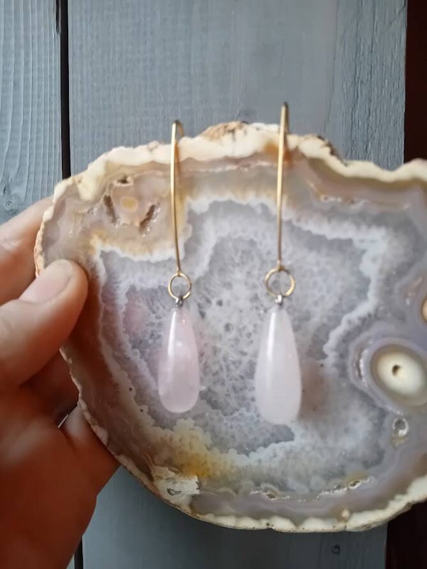Rozenkwarts druppel oorhangers 14K goud