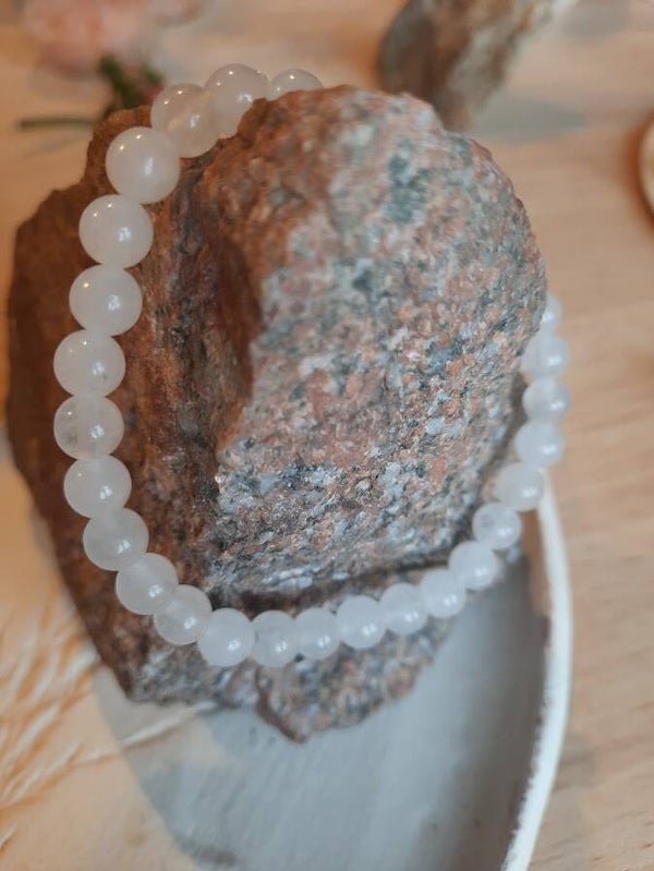 Witte jade edelsteenarmband