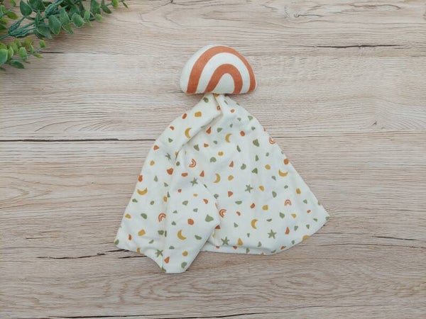 Regenboog tuttle met naam/geb. datum