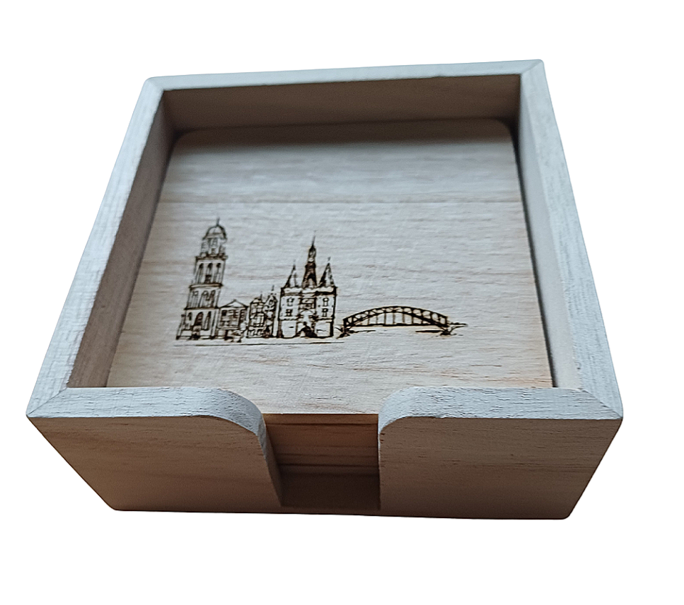Houten onderzetters met houder skyline Zwolle