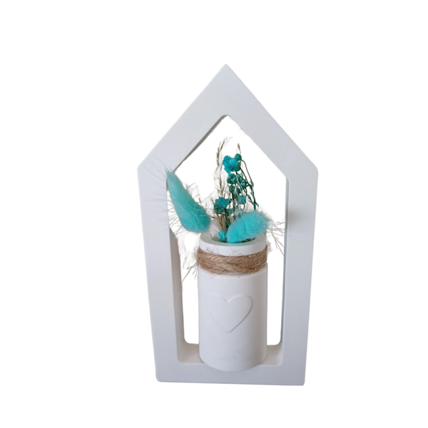 Mini huisje met bloempotje