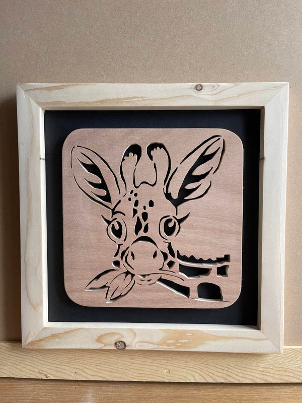 Chantournage sur bois - modèle girafe - Réalisé par Loulou