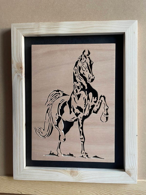 Chantournage sur bois - modèle cheval- Réalisé par Loulou