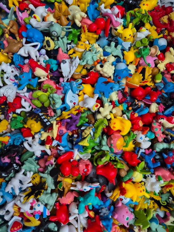 Überraschungs Paket - Pokemon