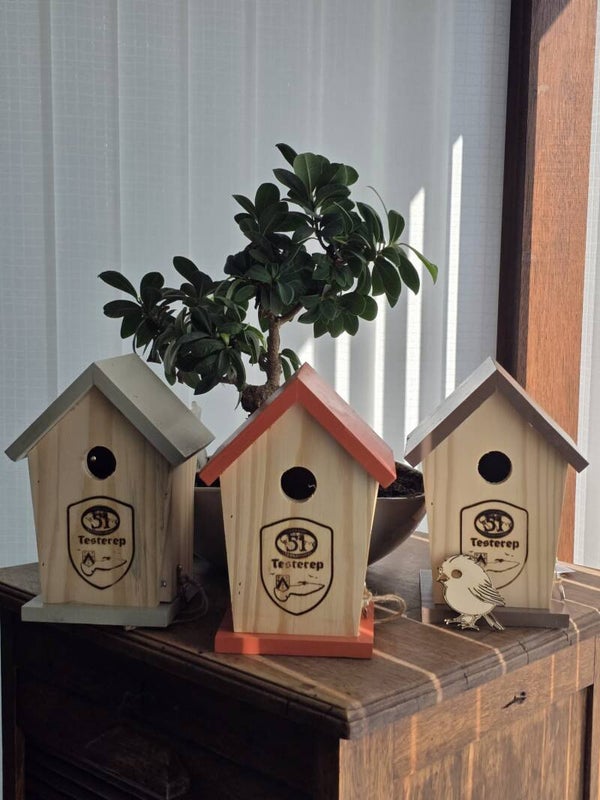🐦 Gezellig houten vogelhuisje – een warm nestje voor onze gevederde vriendjes!