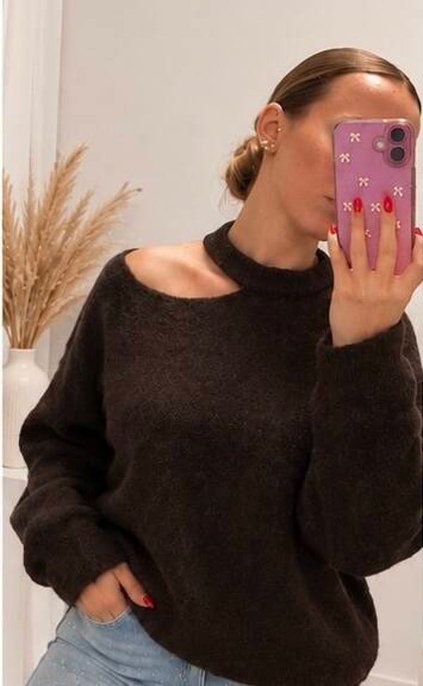 Off-shoulder trui
