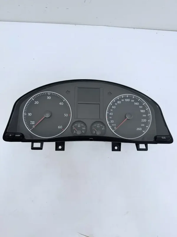 COMPTEUR DE VITESSE VOLKSWAGEN GOLF V – réf 1K0920851P – OCCASION