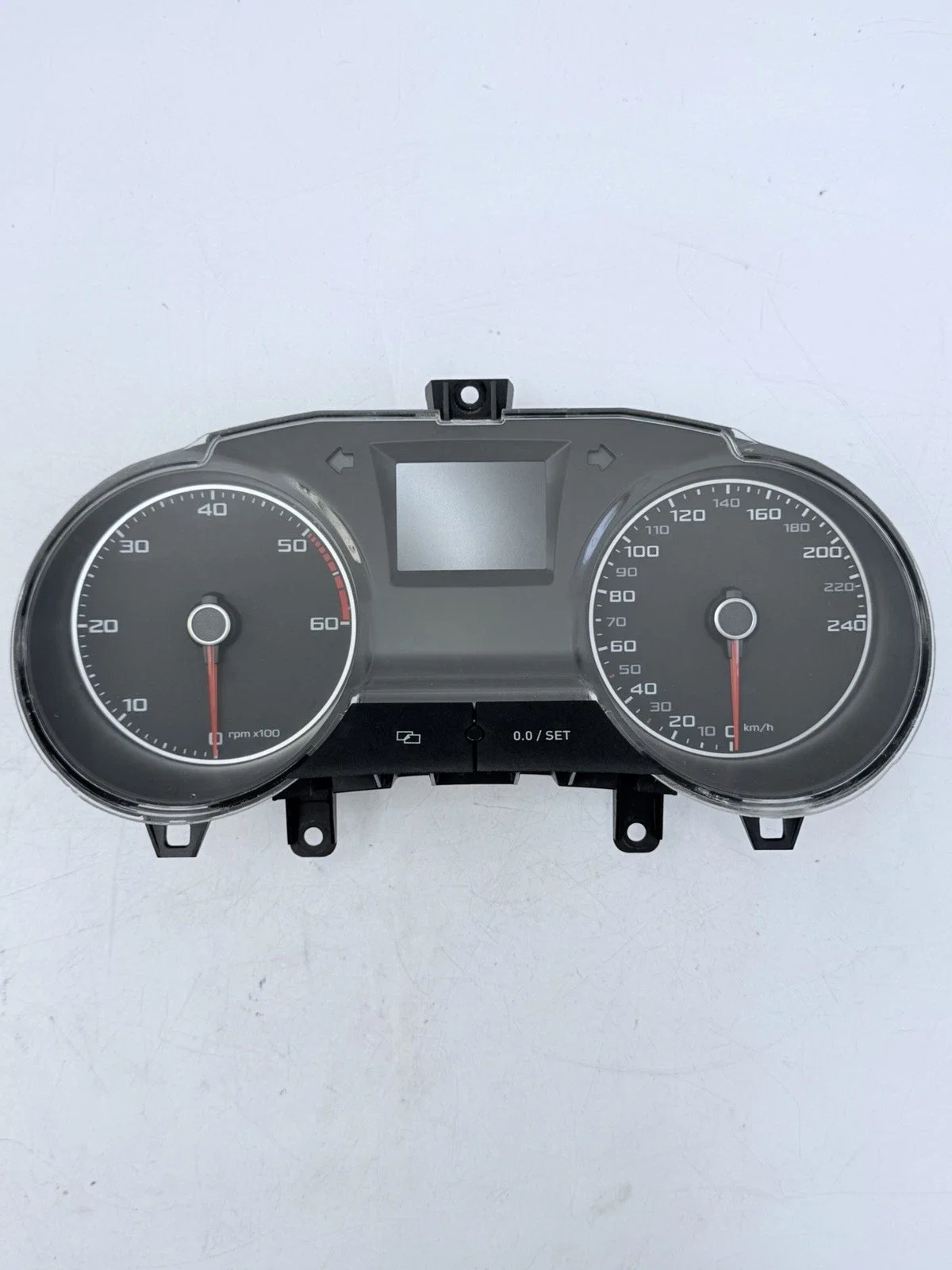 COMPTEUR DE VITESSE SEAT IBIZA 6J – réf 6J0920805L – OCCASION