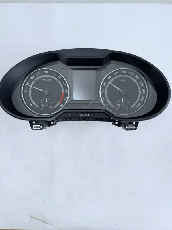 COMPTEUR DE VITESSE SKODA OCTAVIA III– réf 5E0920749B – OCCASION
