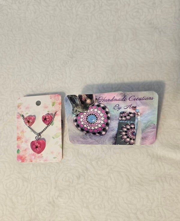 Uniek setje oorbellen en hangertje .