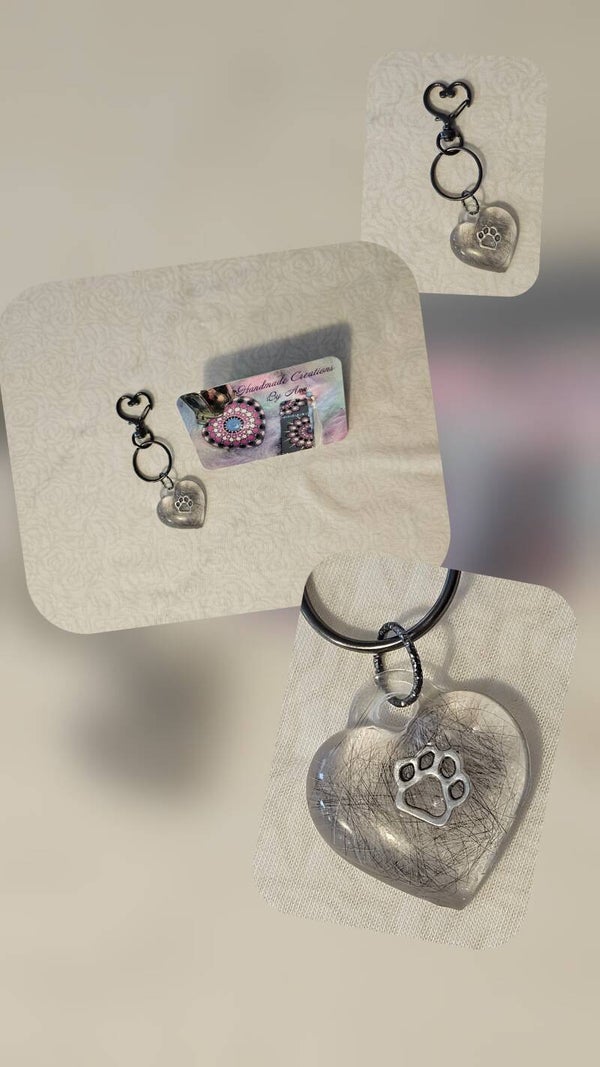 Sleutelhanger met haartjes van een huisdier