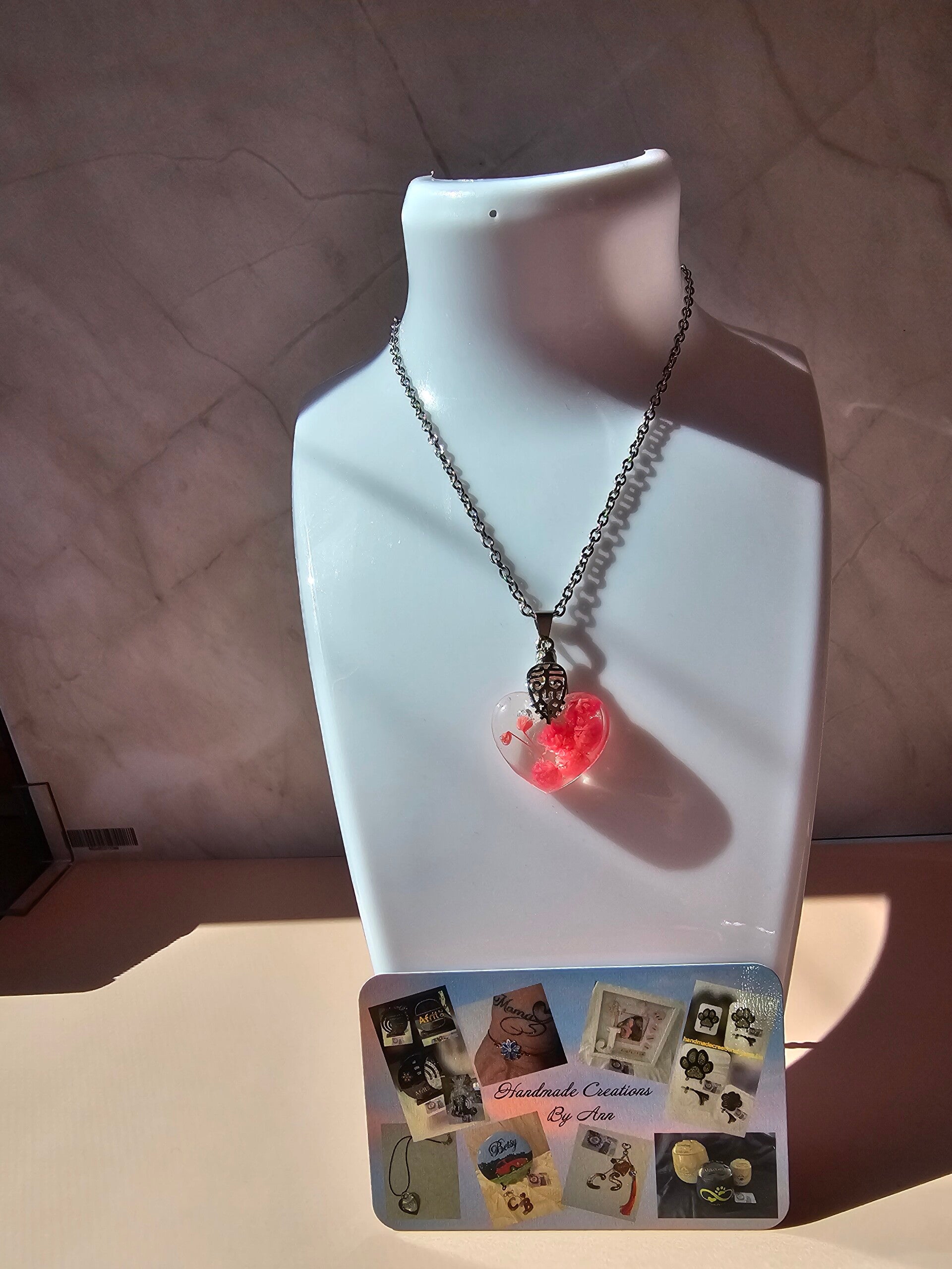 Uniek hangertje hartje in UV Resin