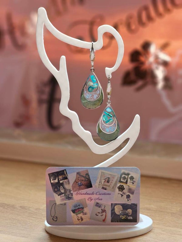 Uniek setje oorbellen in met Resin .