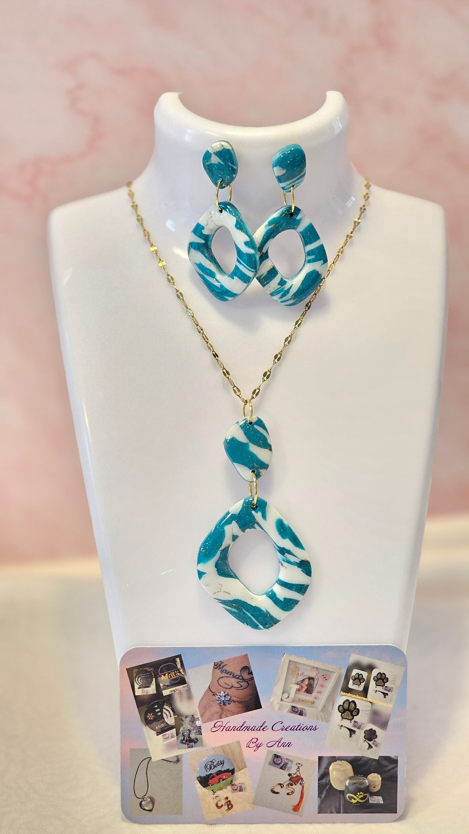 Uniek setje oorbellen en halsketting , turquoise collectie