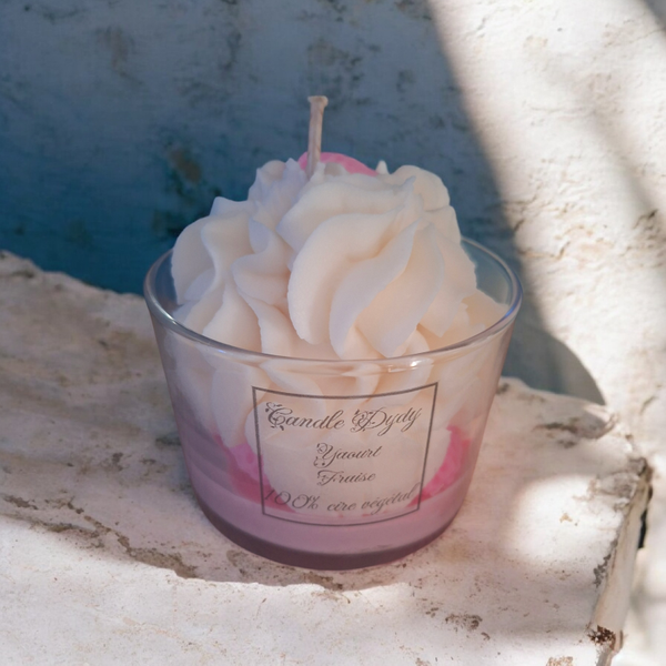 Bougie yaourt fraise