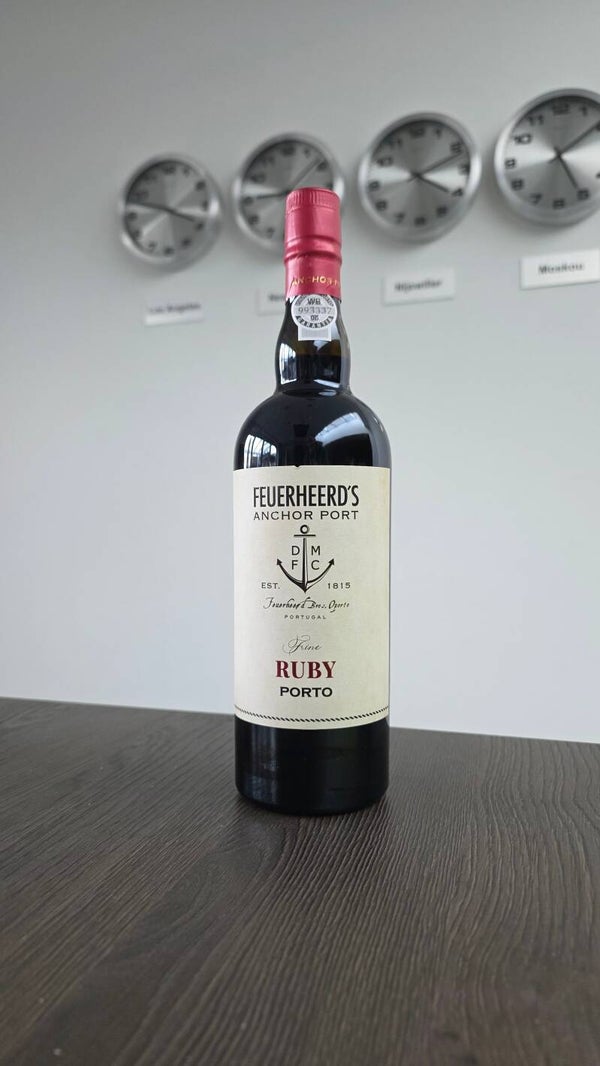 Feuerheerd's Ruby Anchor Port