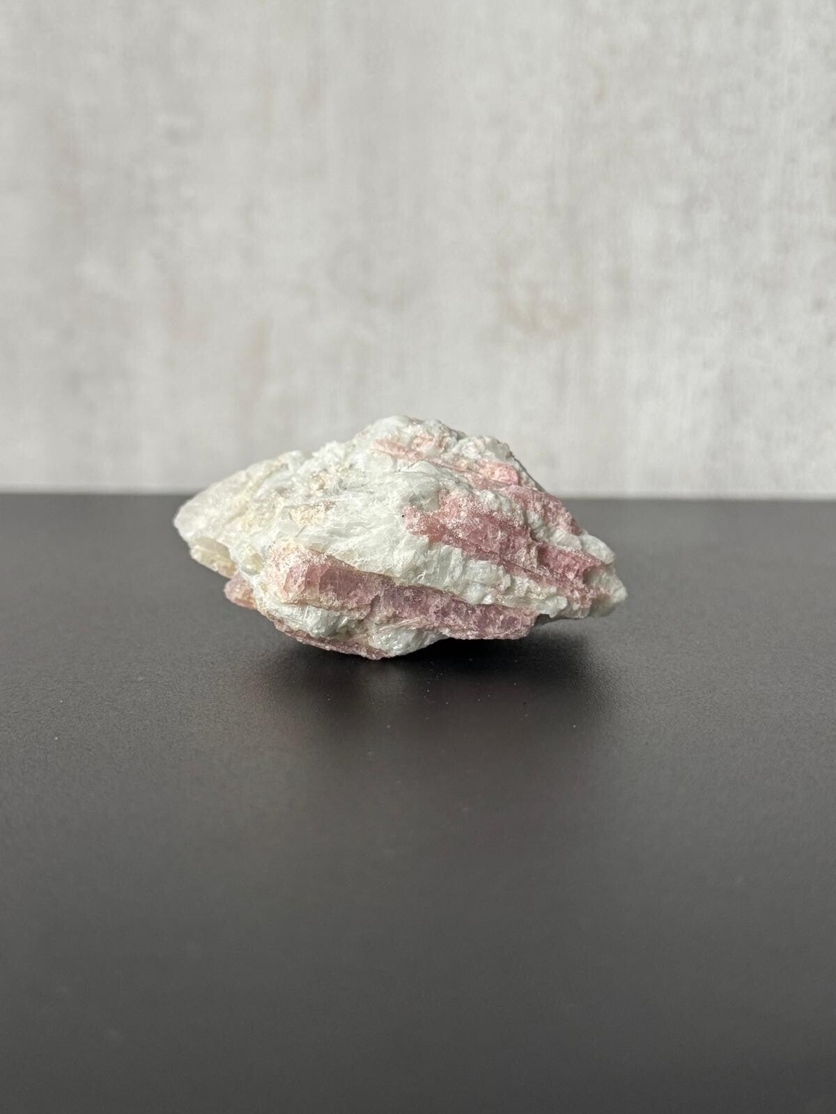 Ruwe Roze Toermalijn Met Kwarts