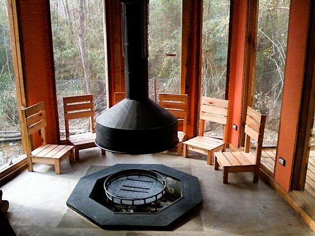 Sillas de madera para meditación 
