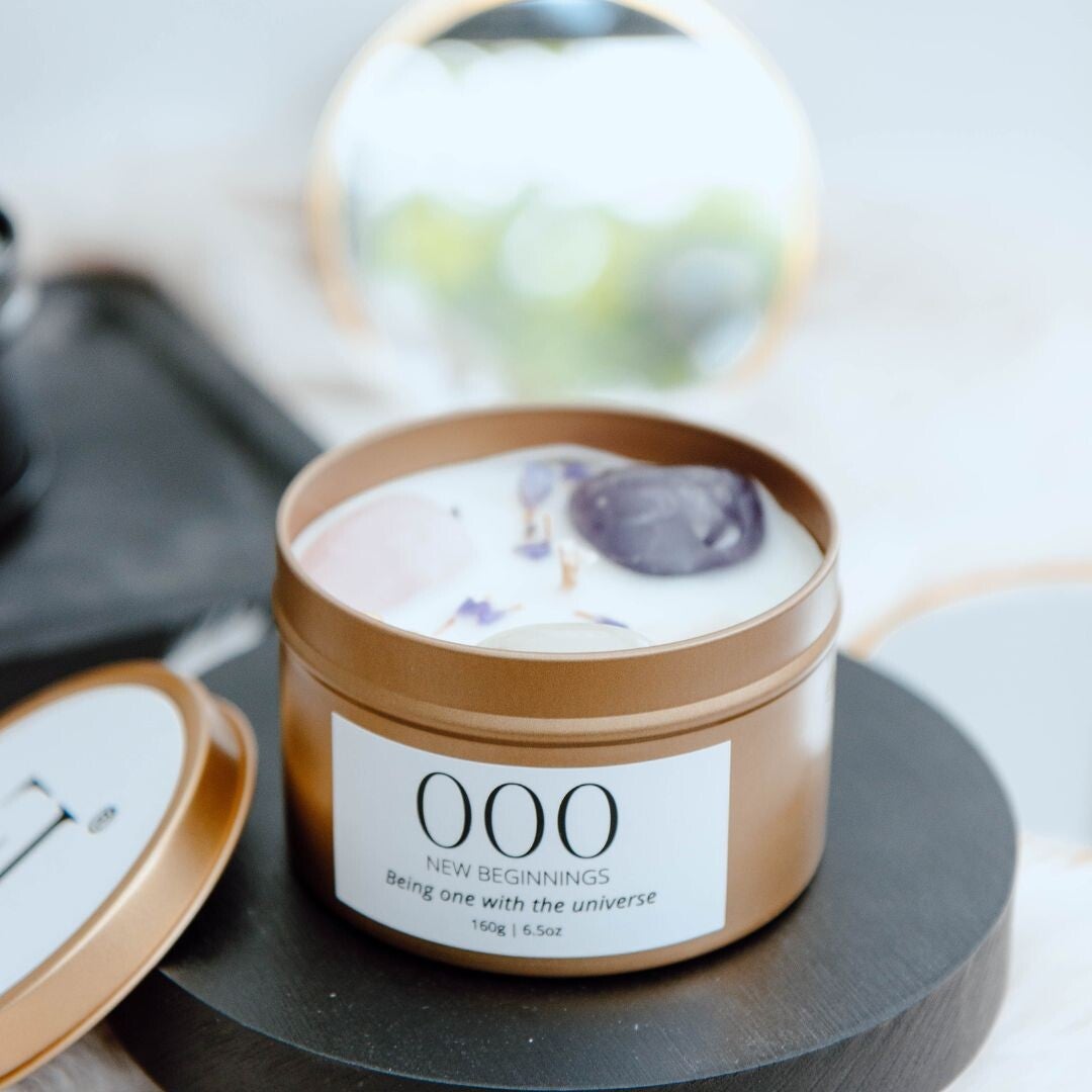 Gold manifest candle 000