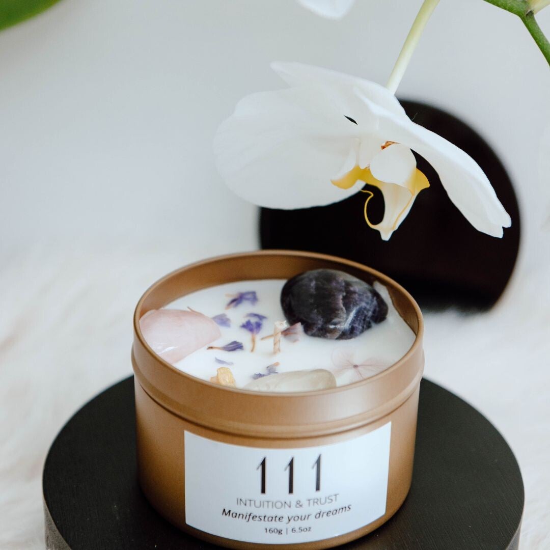 Gold manifest candle 111