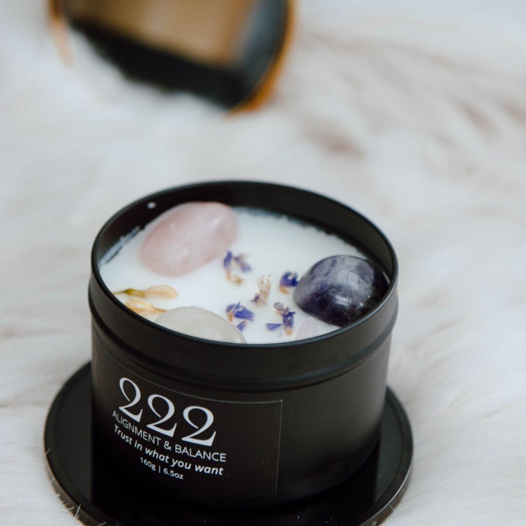 Black manifest candle 222