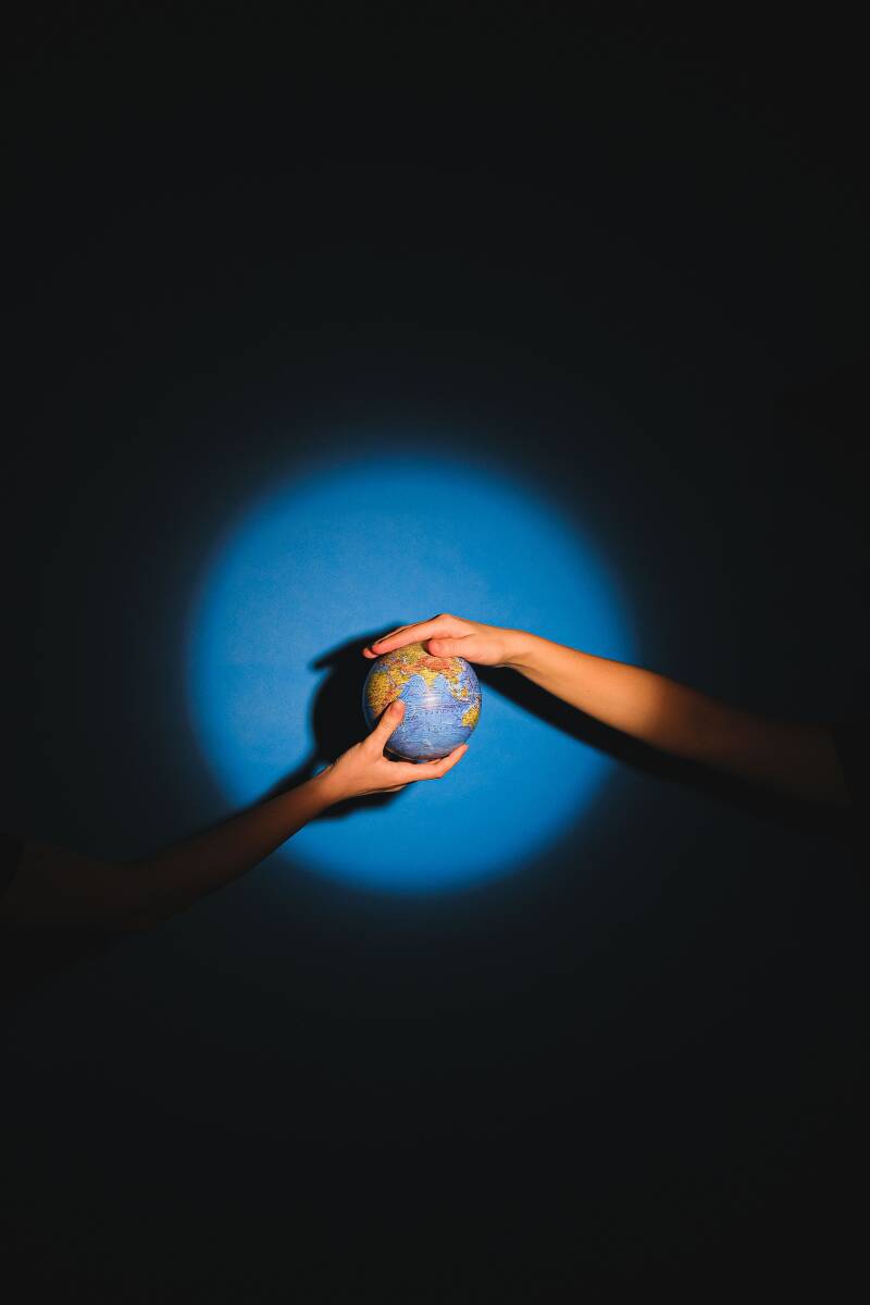 Langdurige afhankelijkheid beïnvloedt het energielichaam. Het kan leiden tot blokkades en verstoringen in chakra’s, en een verminderd vermogen om innerlijke kracht en vitaliteit te ervaren. 