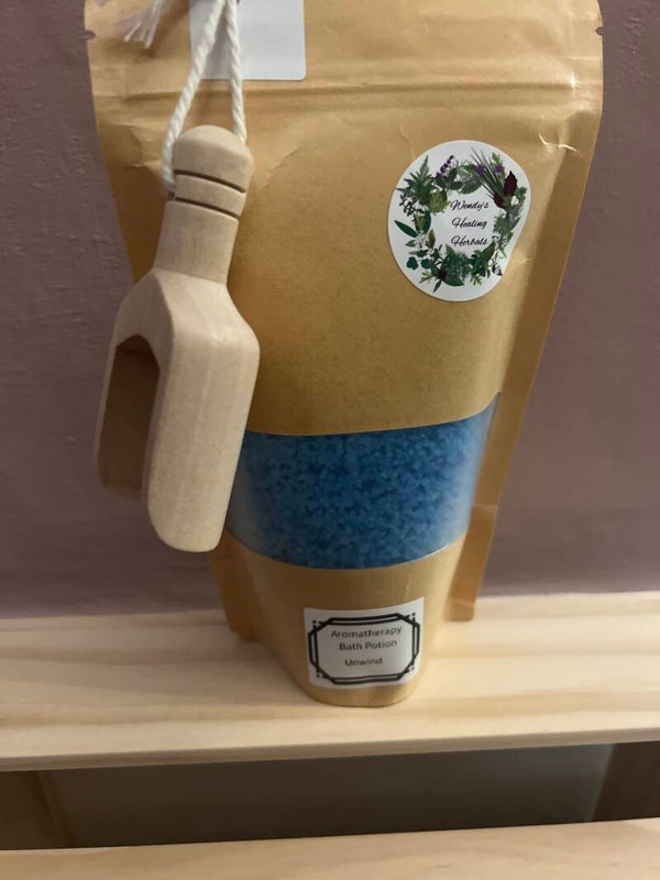 “Unwind “ Bath Potion .   350g.