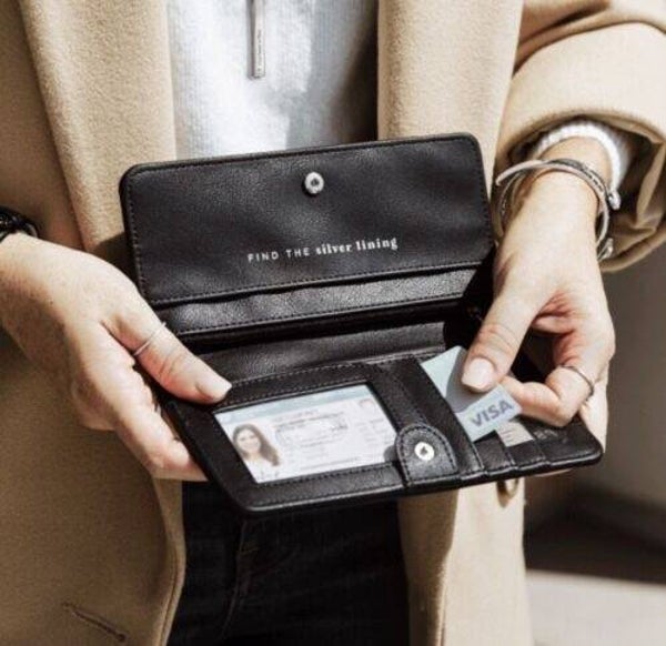 AS2001 - Find the Silver Lining Wallet