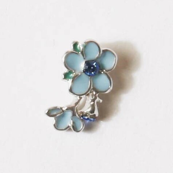CH3665 - Blue Forget Me Not Flower Charm