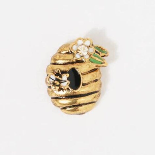 CH3696 - Bee Hive Charm