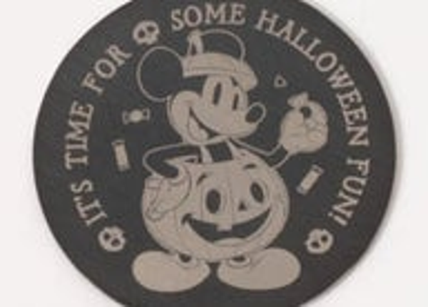 PB9364 - Large Disney Mickey Halloween Plate