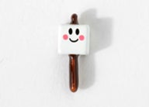CH3820 - Marshmallow on a Stick Charm