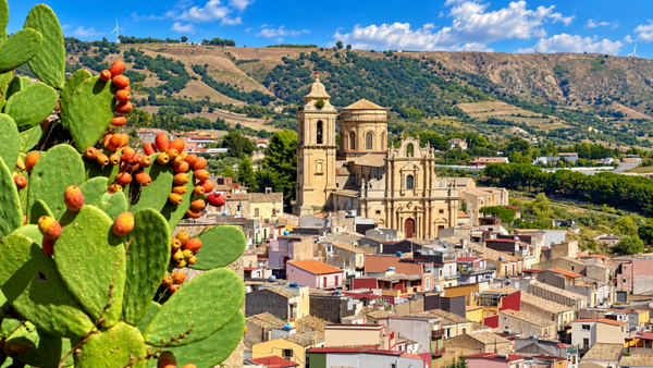 Vizzini – Independent Historic Residence with Panoramic Terrace