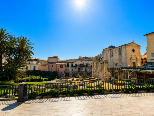 Exclusive Penthouse with Panoramic Views of the Temple of Apollo – Ortigia