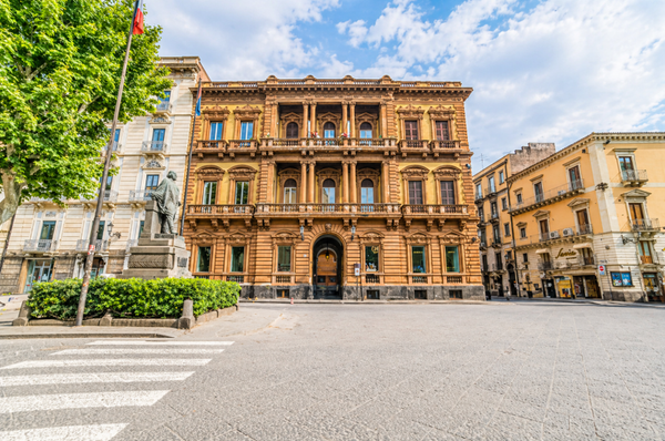 Catania: Prestigious 5,400 sq. ft. Apartment in Palazzo Pancari Ferreri