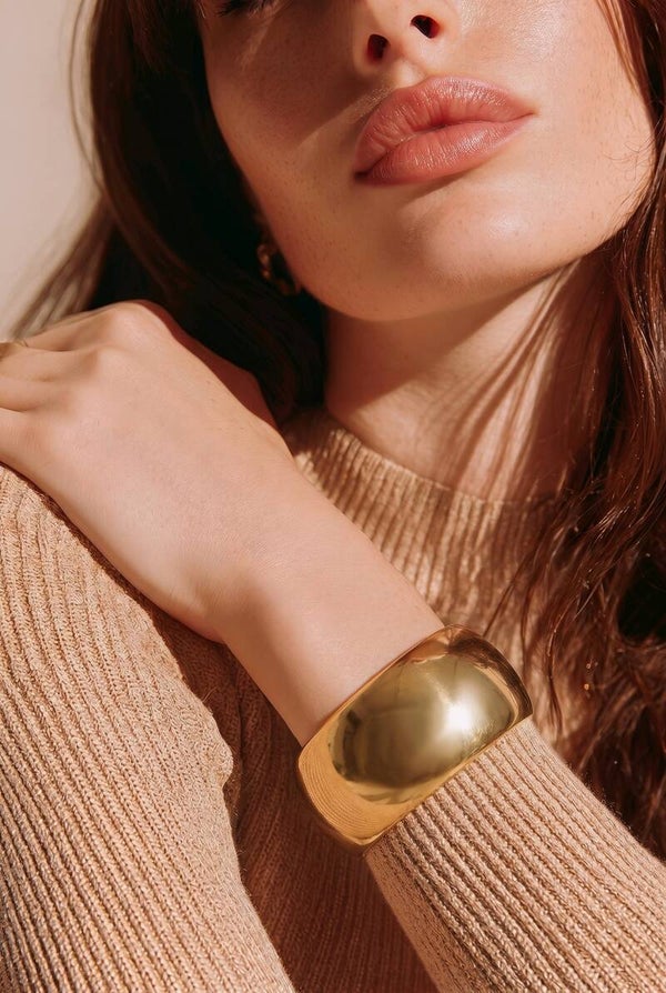 Mabelinda Luxe Glow Gold Cuff Bracelet