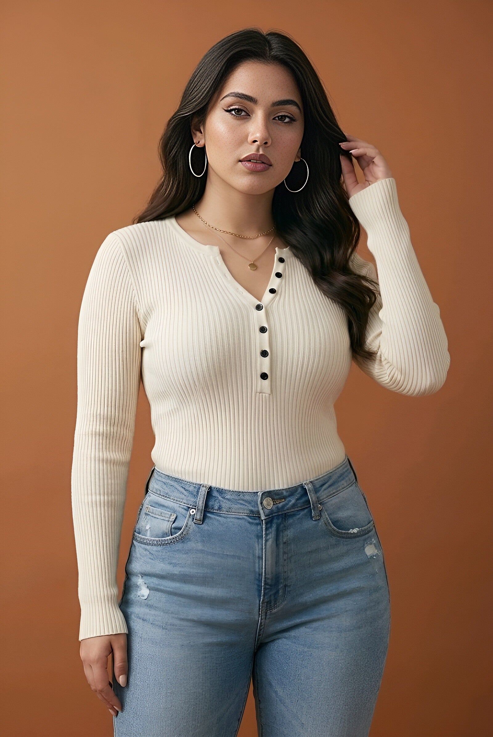 Mabelinda Everyday Sculpt Henley Top