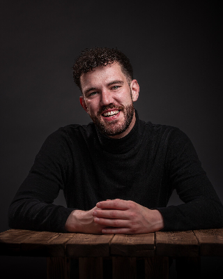 Professionele portretfoto gemaakt in een fotostudio met perfecte belichting