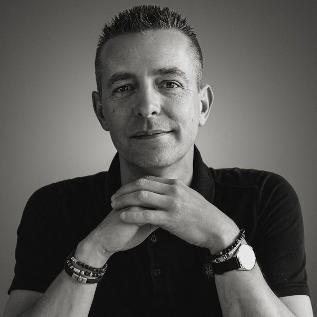 Professionele portretfoto gemaakt in een fotostudio met perfecte belichting.
