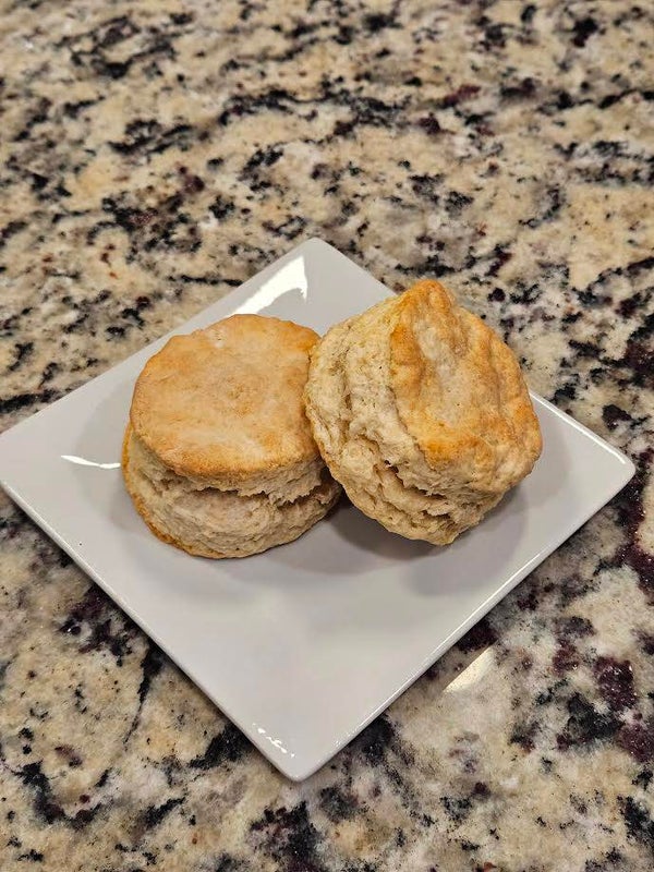 Homestyle Biscuits x6