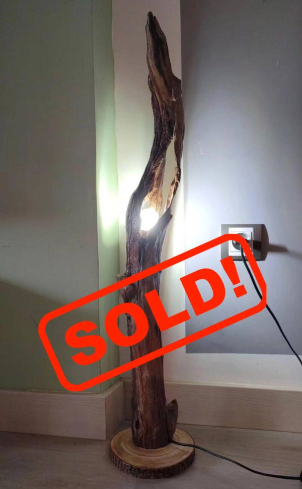 Lámpara n°12 ("la aguja")