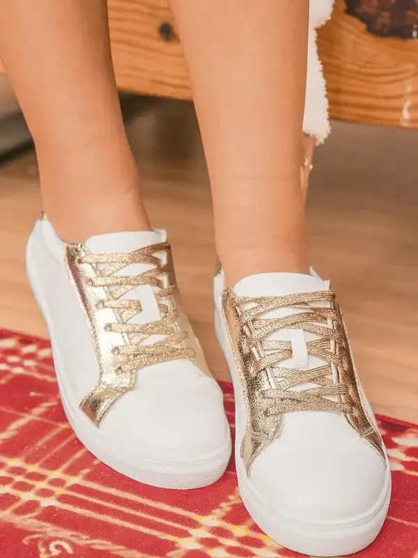 Chaussures à lacets en cuir PU avec patchs pailletés imprimé léopard blanc