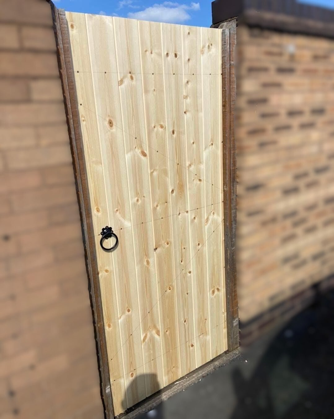 Reinforced Gate (Tongue & Groove Finish)