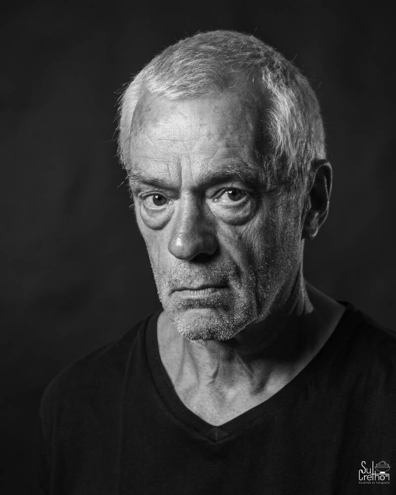 Portret van een vriend. Zwart-wit omdat kleur hier zo afleiden van wat telt: de mens.