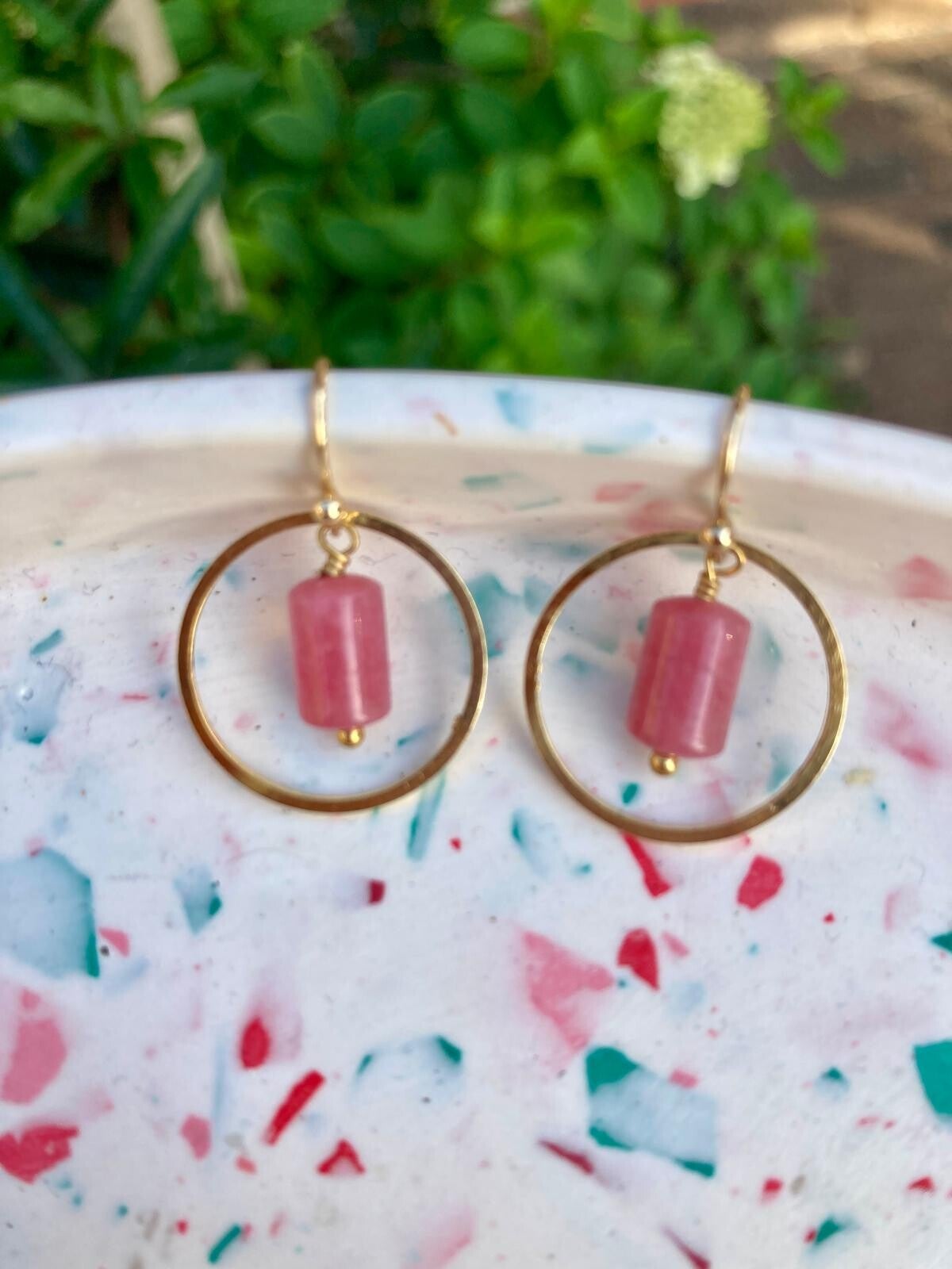 Nore (roos, appelblauwzeegroen, blauw, oranje/geel, roos bolleke)