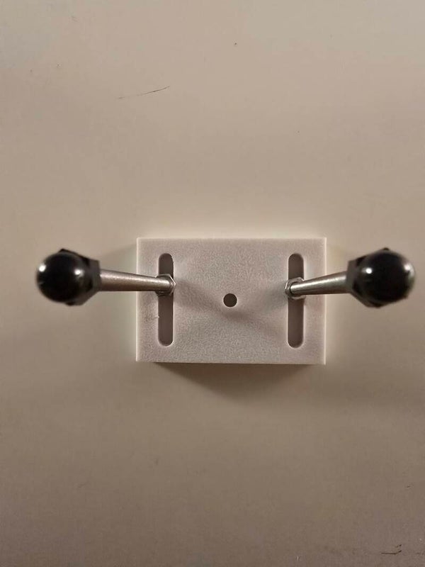 3D-Printed Adjustable Skateboard Wall Mount (Deck Only)