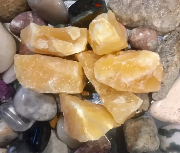 Kalsitt Oransje Råstein