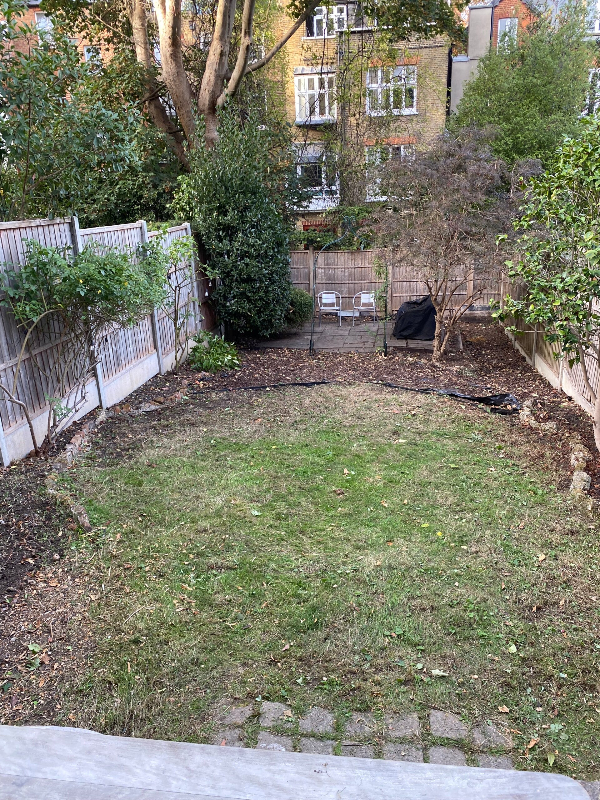 AFTER GARDEN RESETIN HAMPSTEAD LONDON NW3