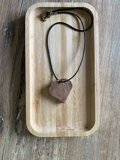 Pendentif en bois
